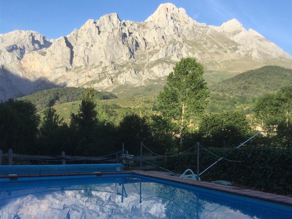 Hotel Rural Picos De Europa Посада-де-Вальдеон Экстерьер фото